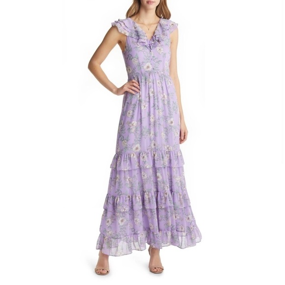 Vici Dresses & Skirts - VICI COLLECTION Floral Print Tiered Chiffon Dress size medium